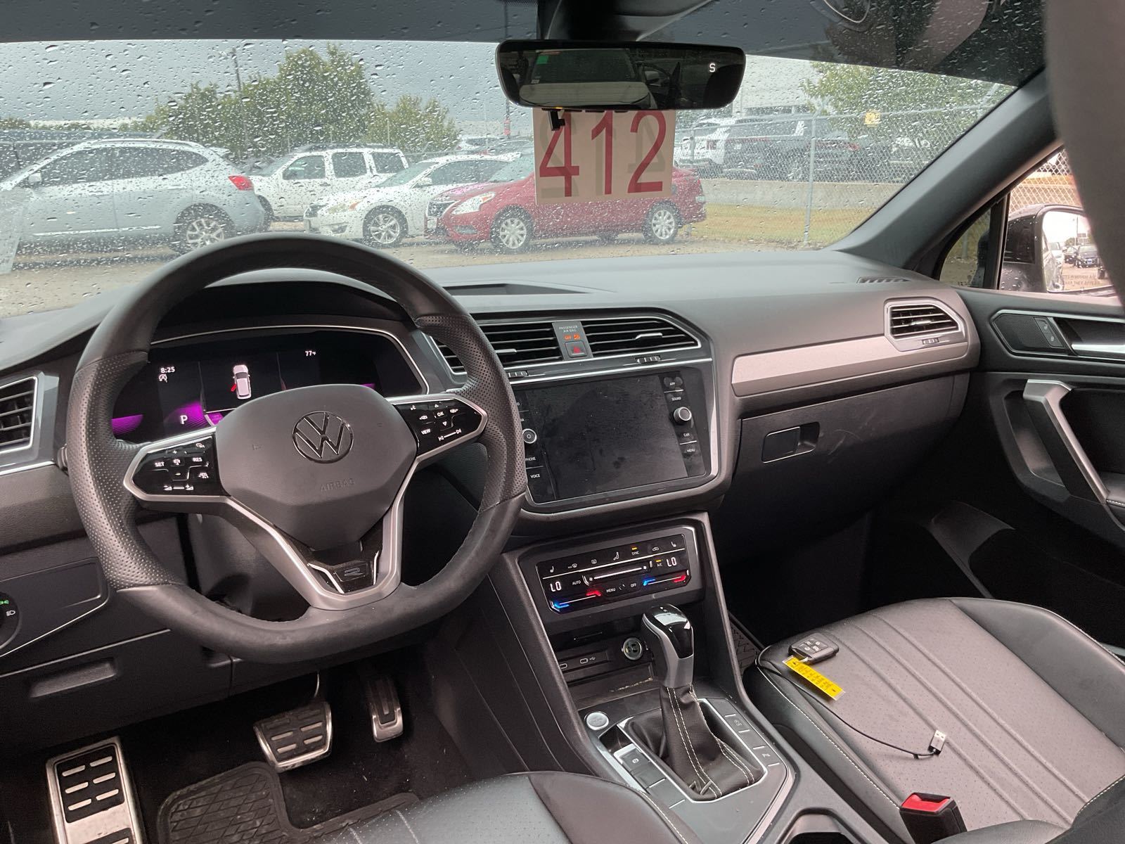2024 Volkswagen Tiguan   FWD