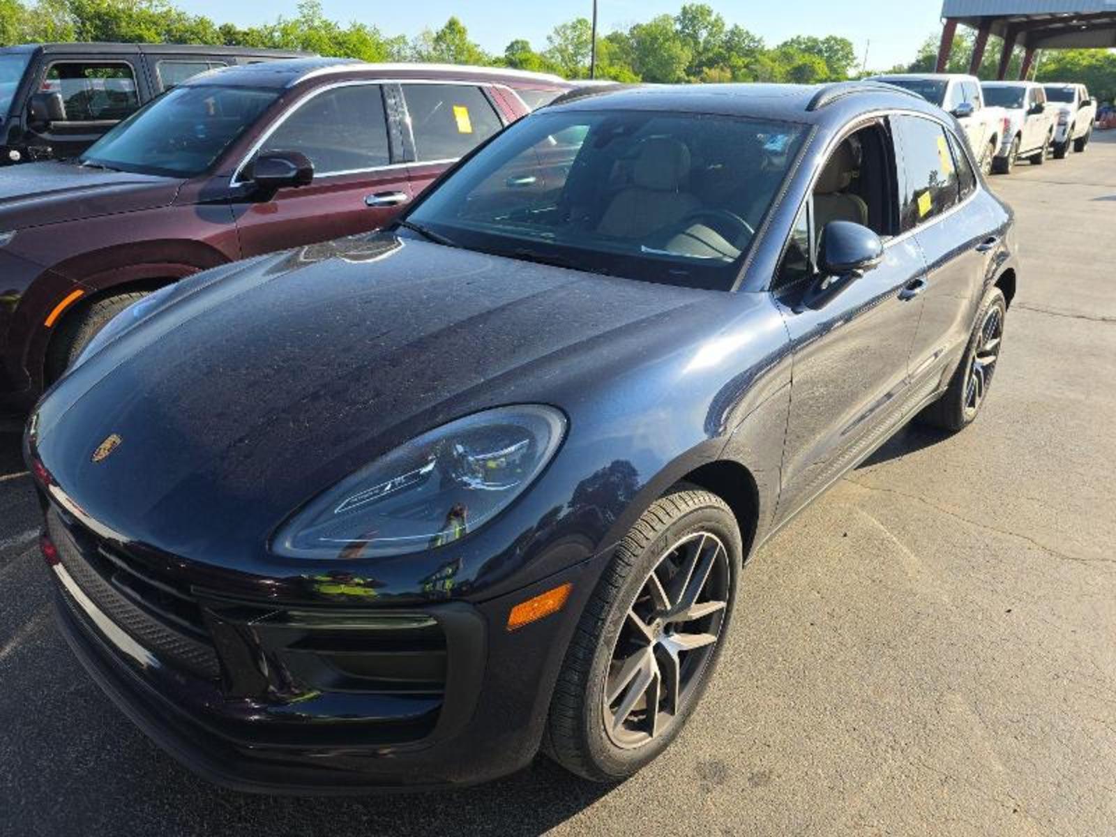 2023 Porsche macan  Not Specified AWD