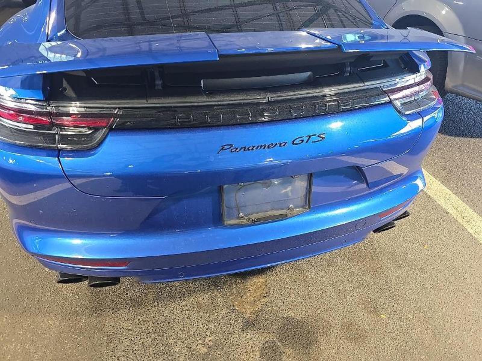 2019 Porsche panamera  GTS AWD