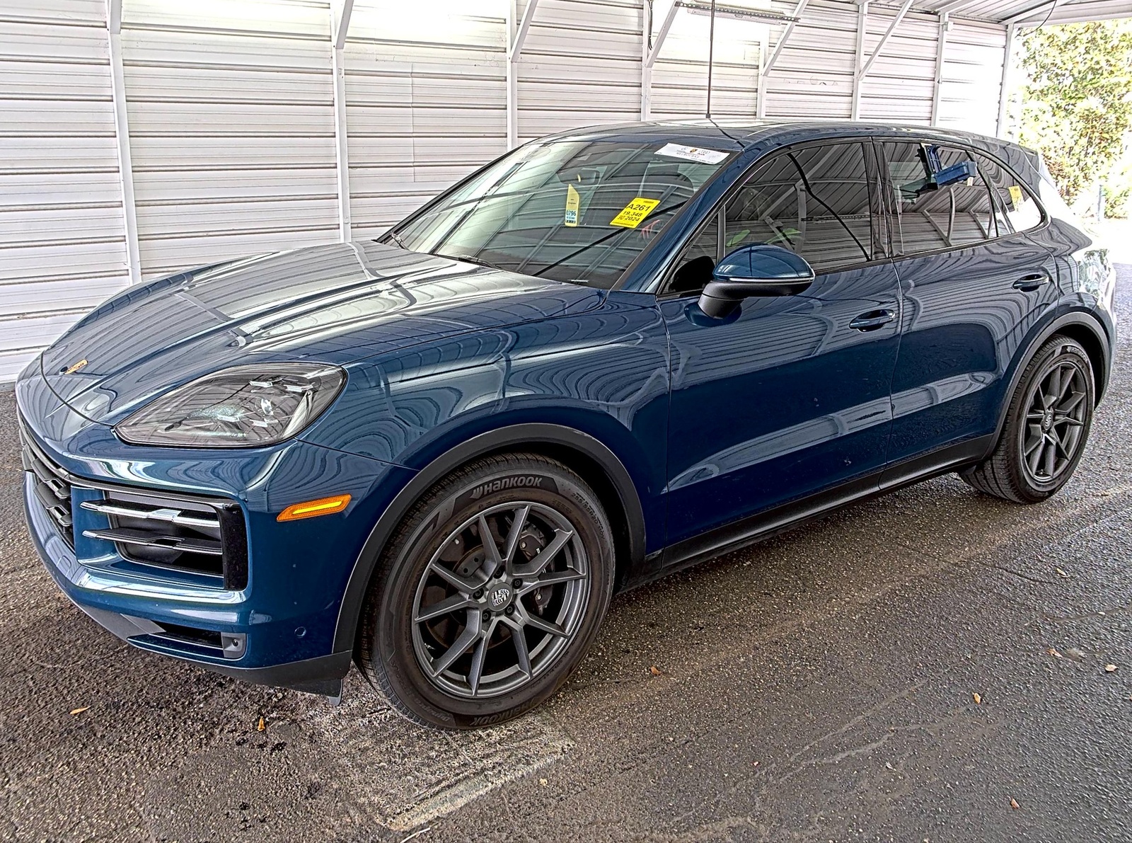 2024 Porsche cayenne   AWD