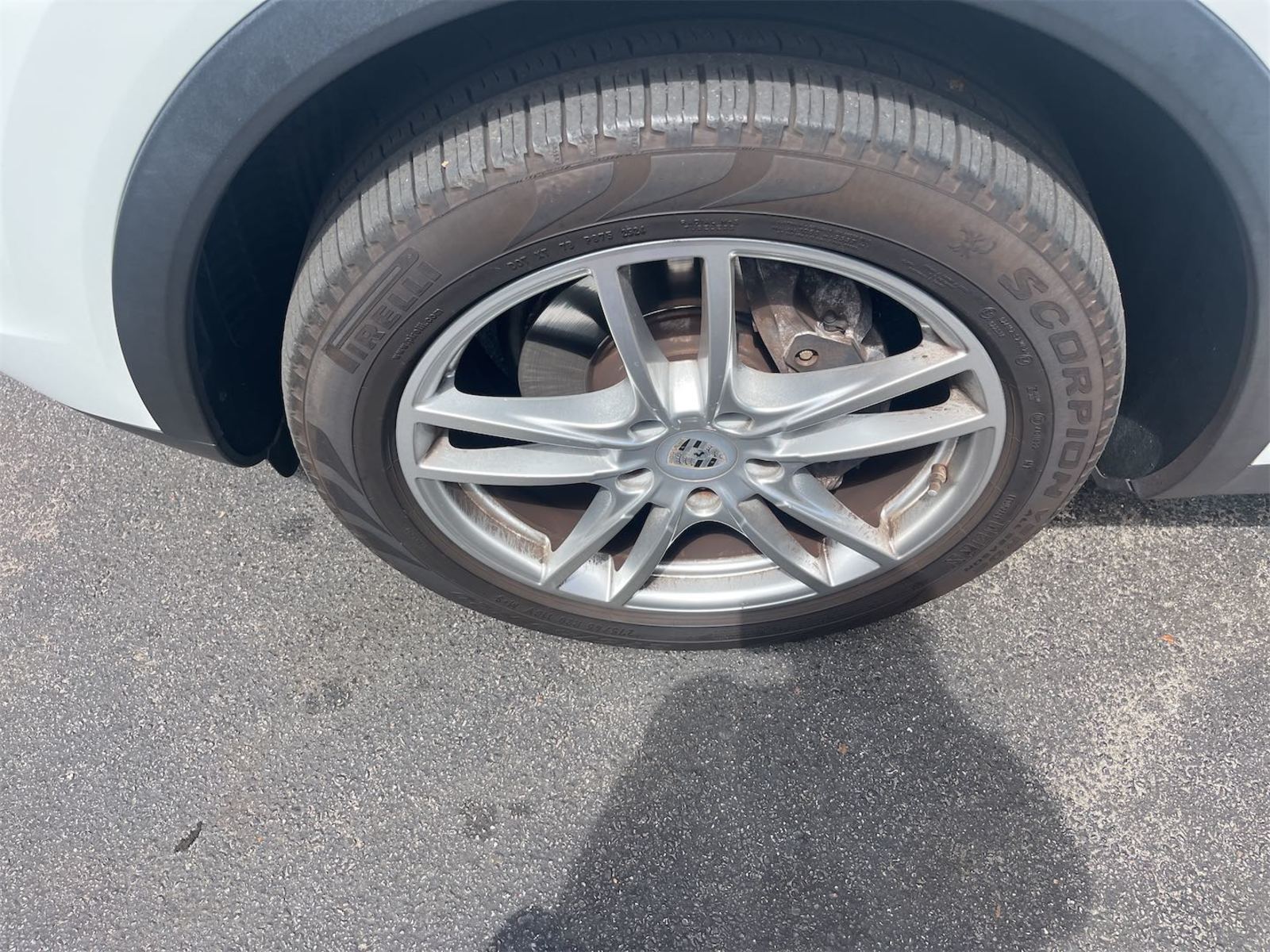 2019 Porsche cayenne   AWD