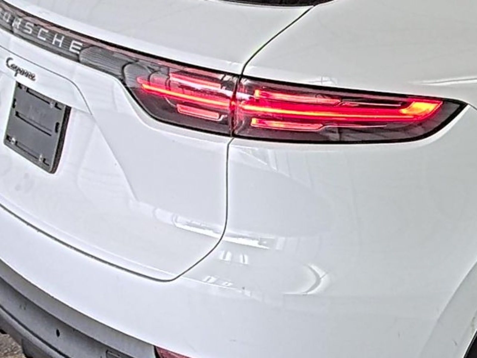 2019 Porsche cayenne   AWD