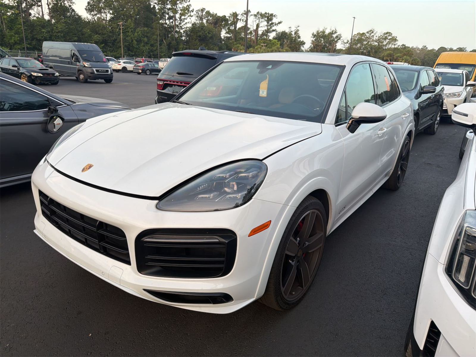 2022 Porsche cayenne  GTS AWD