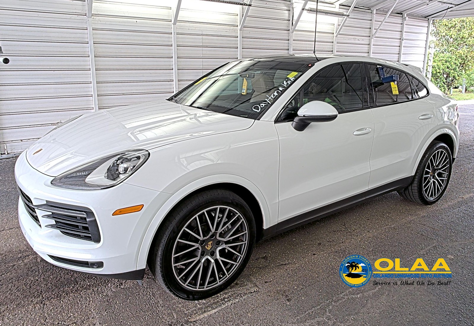 2022 Porsche cayenne  COUPE AWD