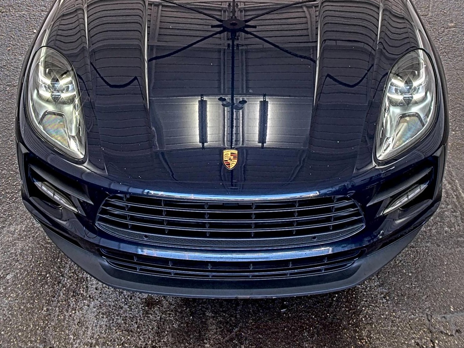 2020 Porsche macan   AWD