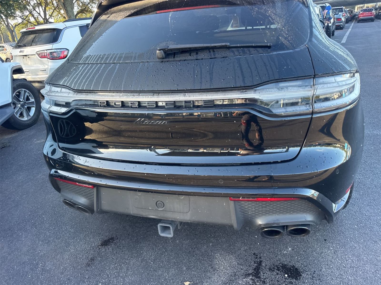 2022 Porsche macan   AWD