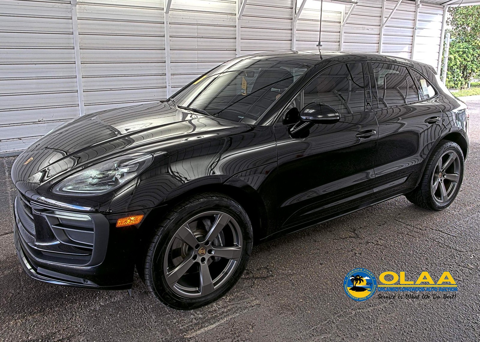2022 Porsche macan   AWD