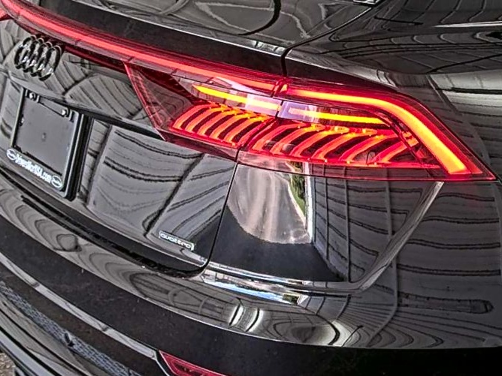 2023 Audi Q8   AWD