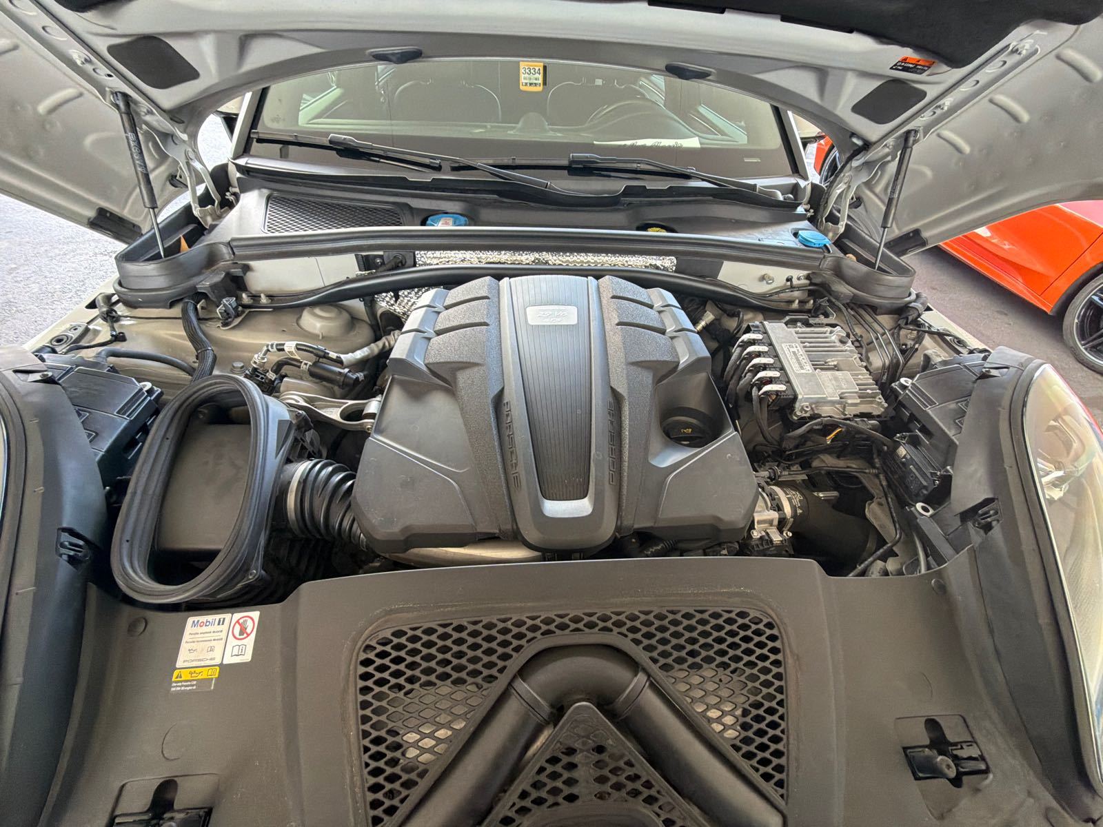 2022 Porsche macan  GTS AWD