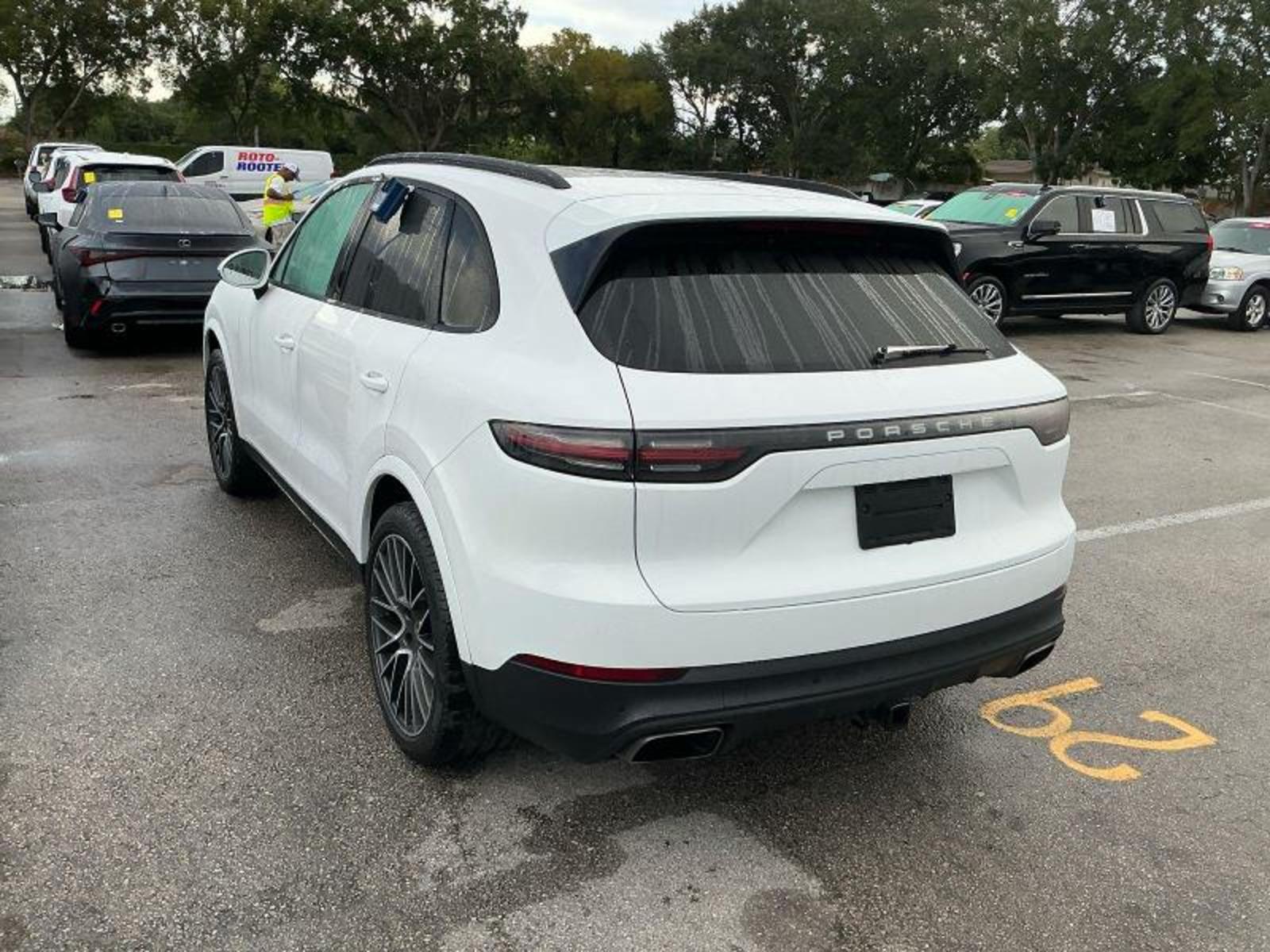 2019 Porsche cayenne   AWD