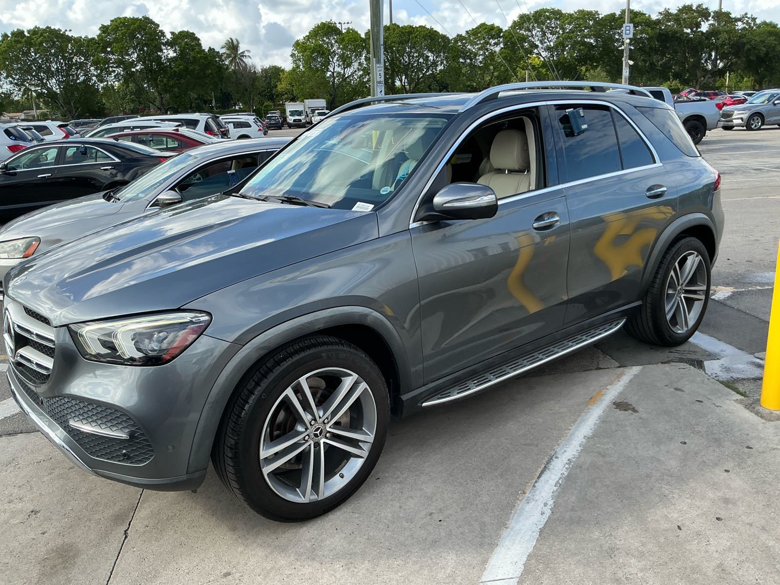 2021 Mercedes-Benz GLE   RWD