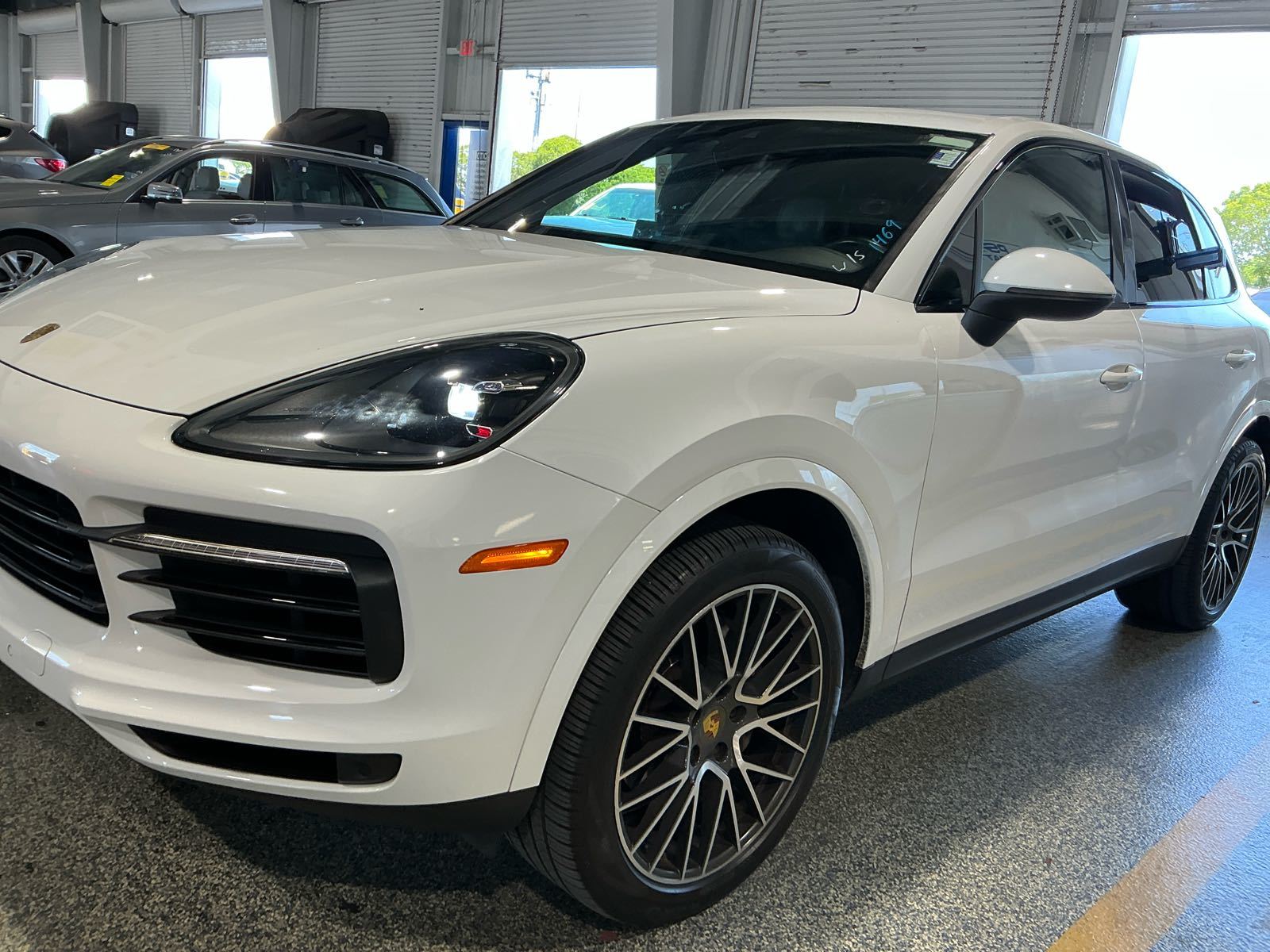 2019 Porsche cayenne   AWD