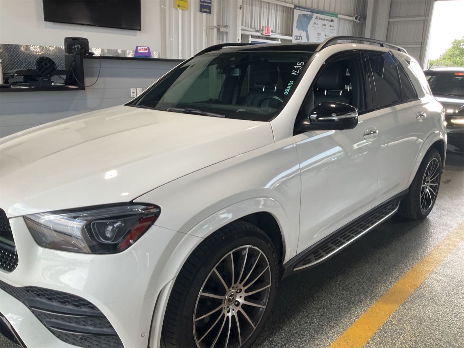 2021 Mercedes-Benz GLE   RWD