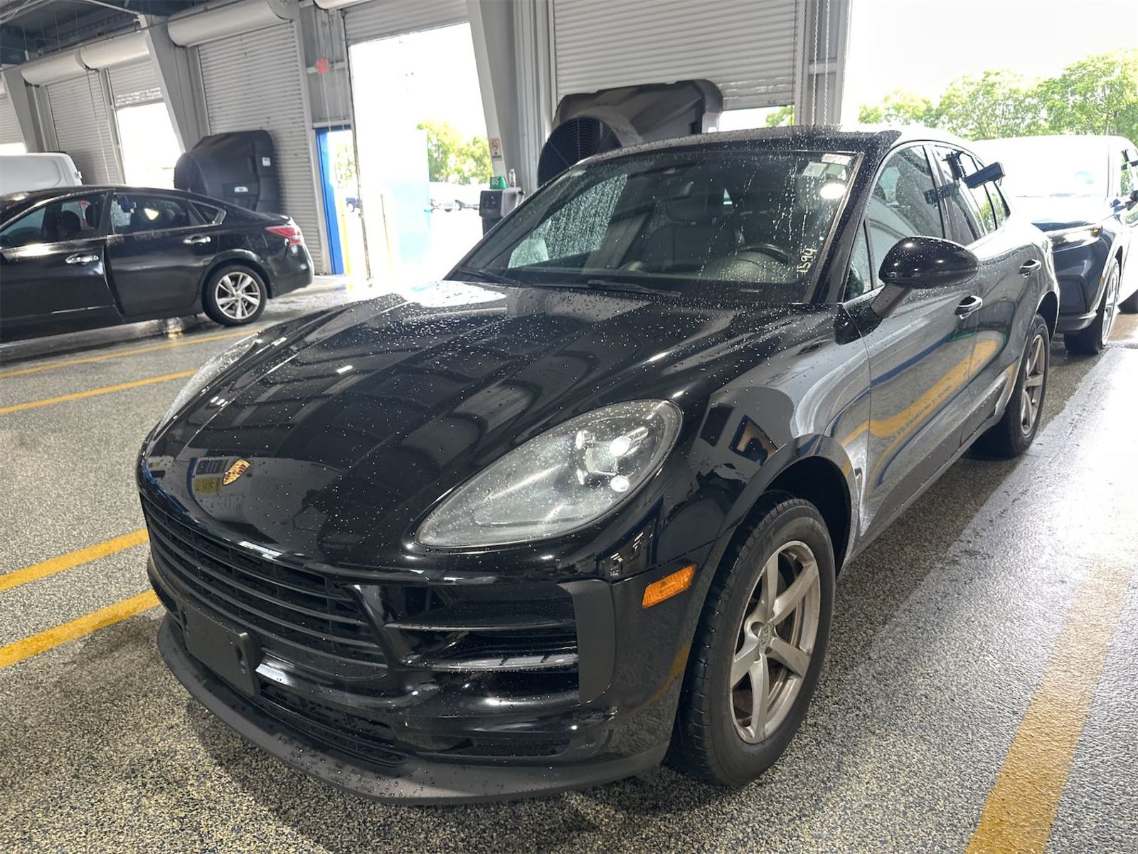 2020 Porsche macan   AWD