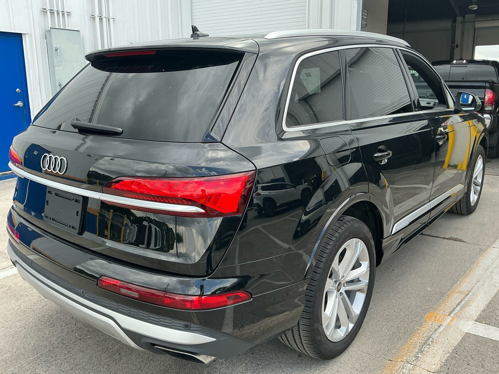 2025 Audi Q7   AWD