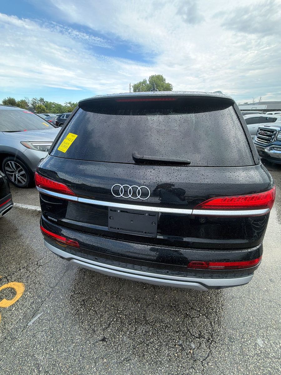2025 Audi Q7   AWD