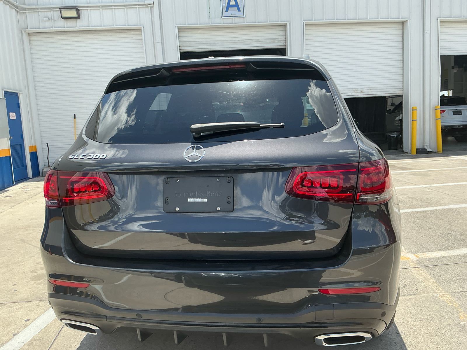 2022 Mercedes-Benz GLC   RWD
