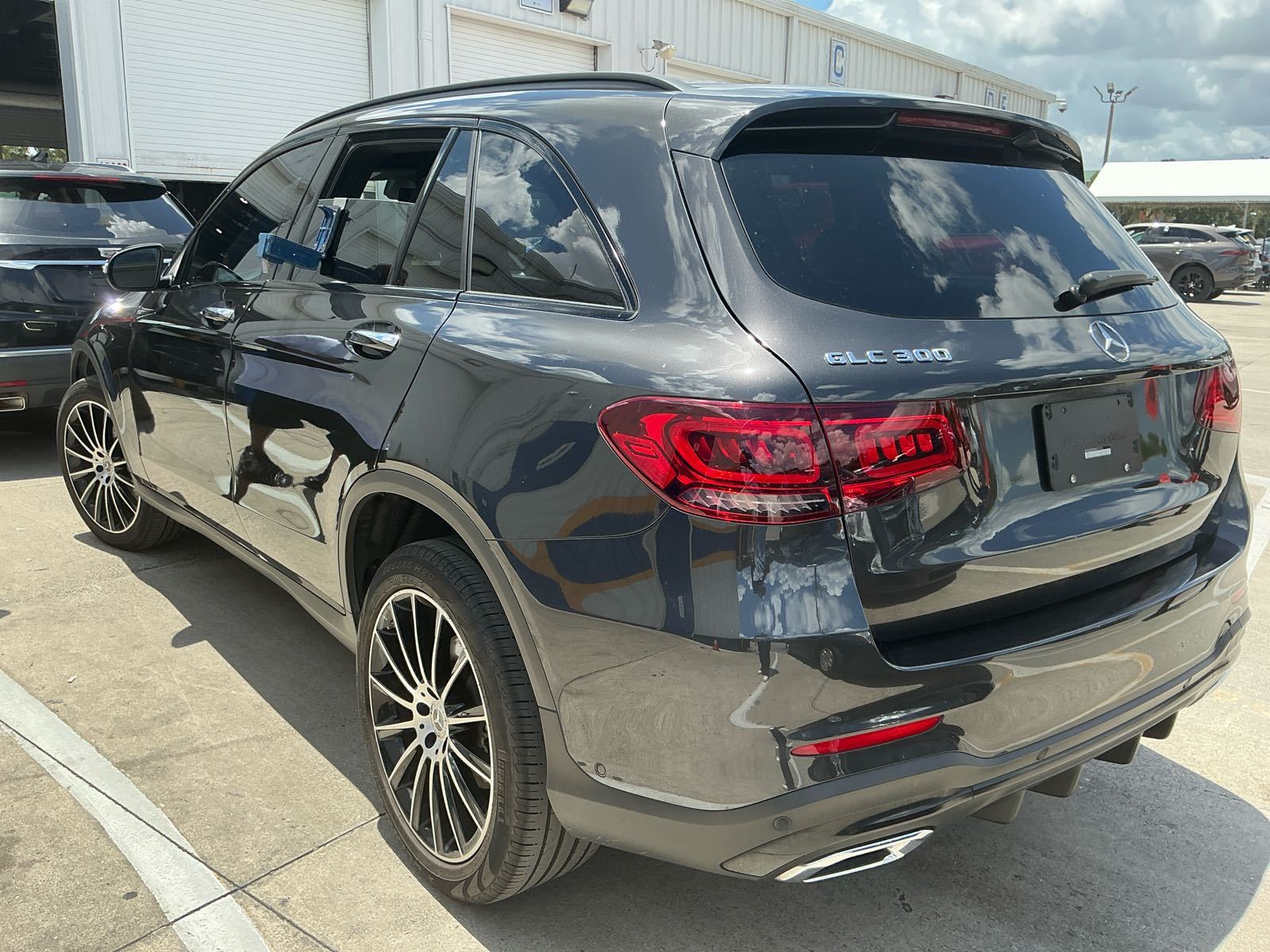 2022 Mercedes-Benz GLC   RWD