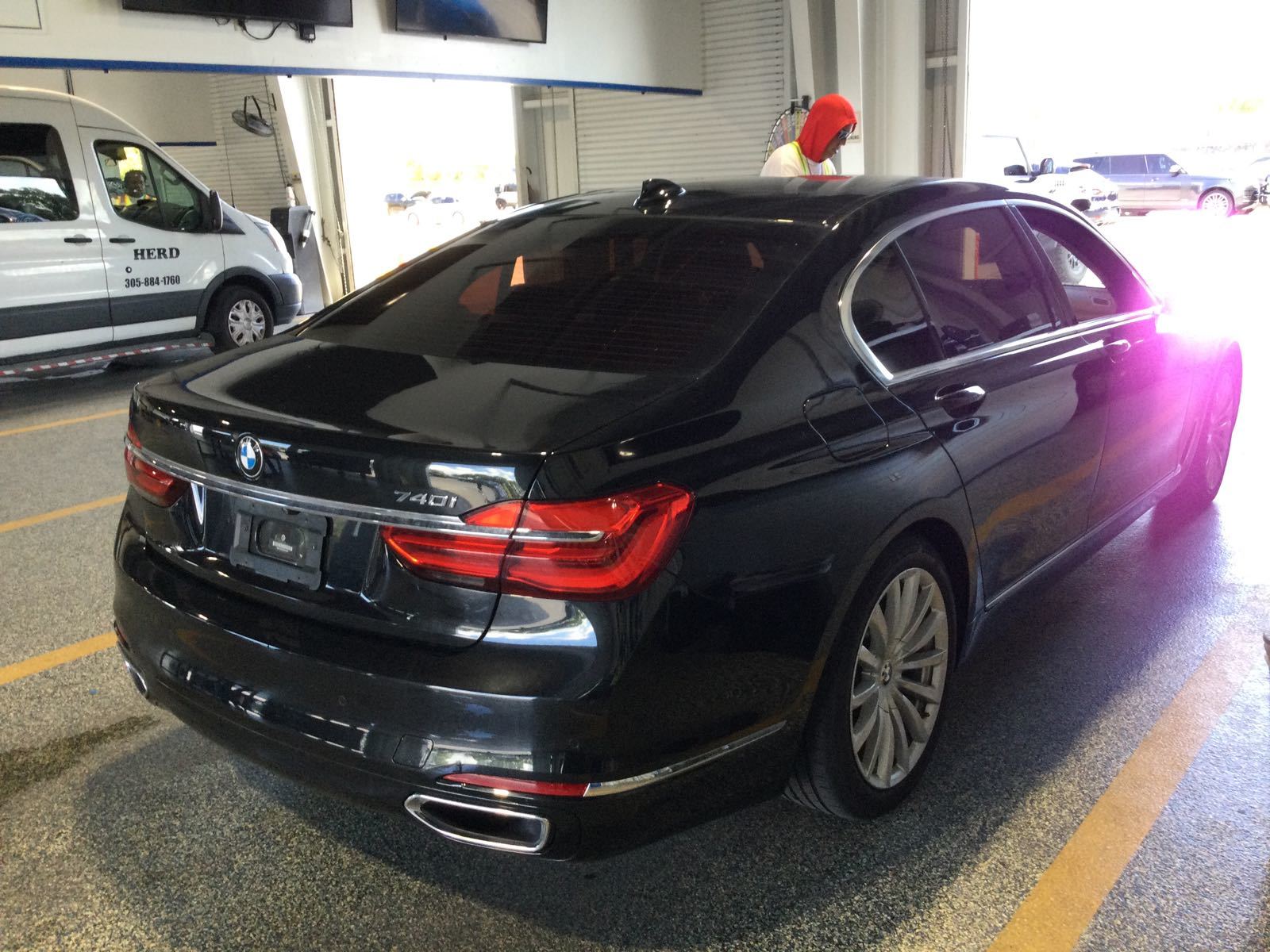2019 BMW 7-Series  740i RWD