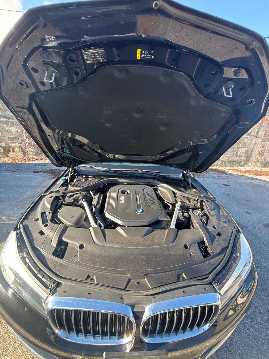 2019 BMW 7-Series  740i RWD