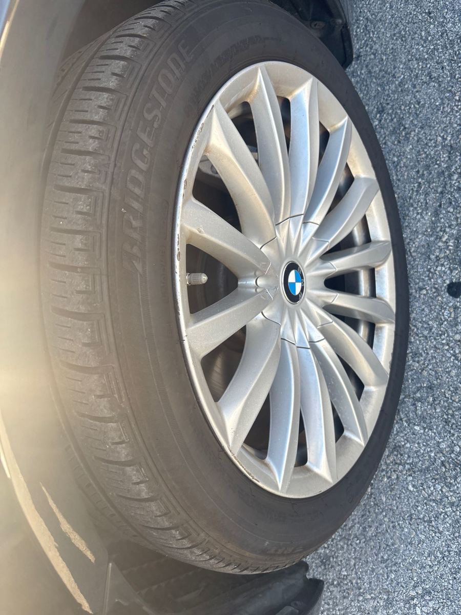 2019 BMW 7-Series  740i RWD