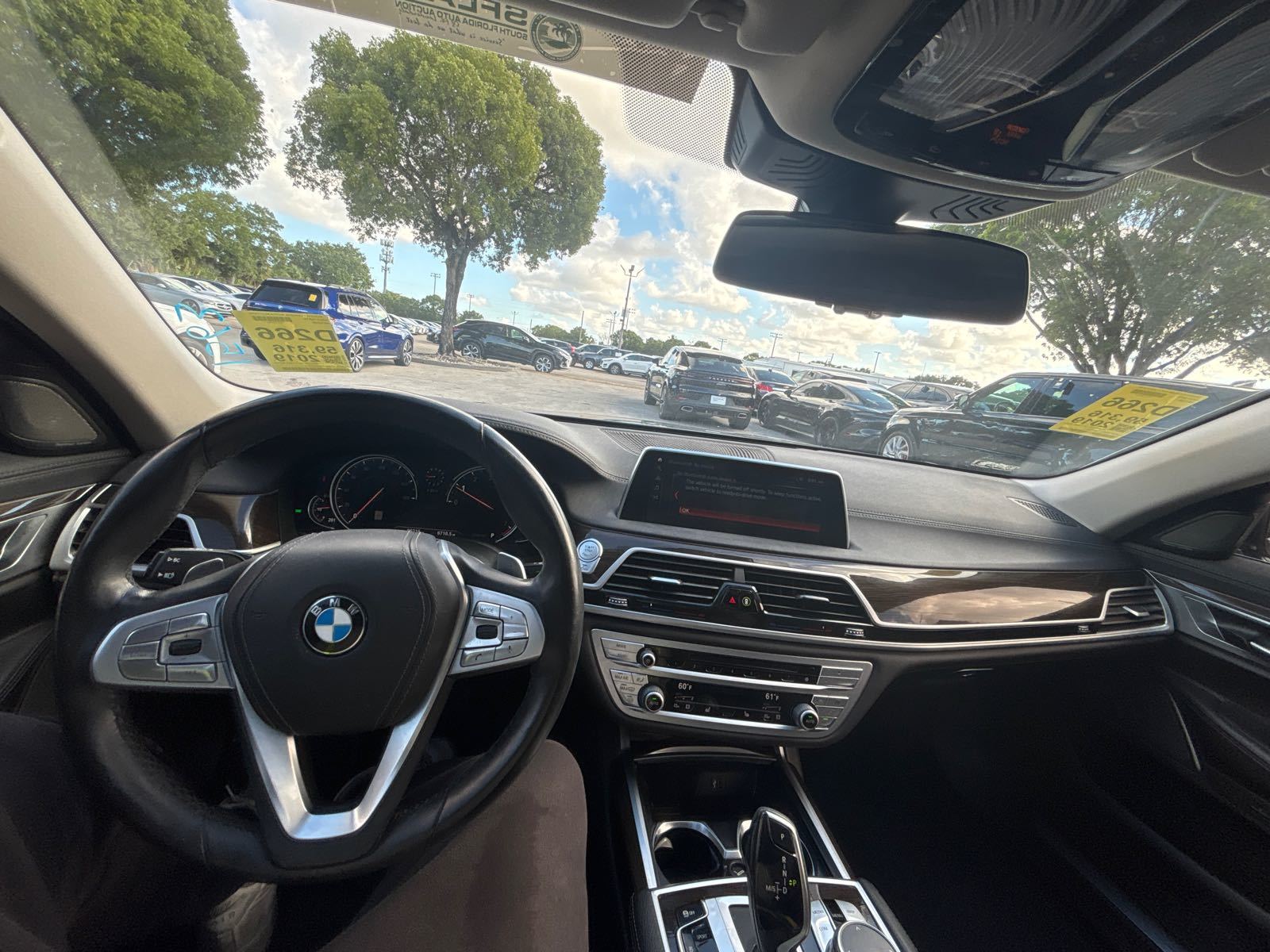 2019 BMW 7-Series  740i RWD