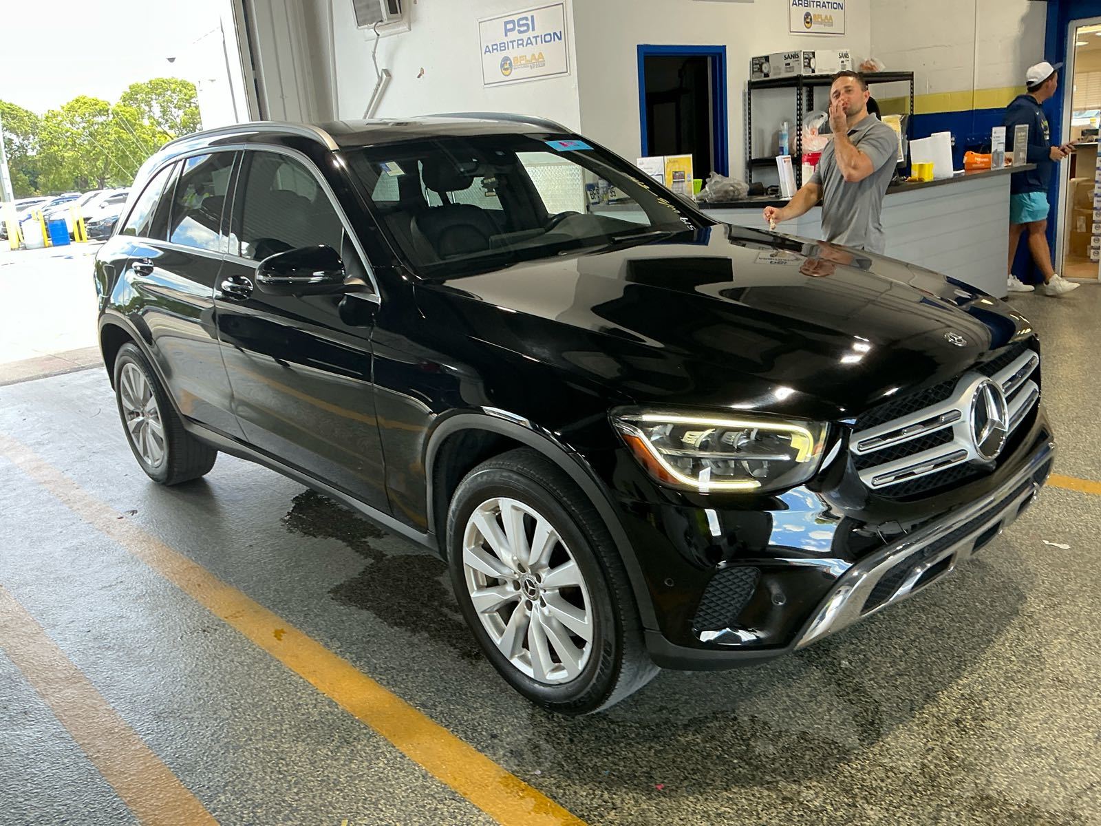 2020 Mercedes-Benz GLC   RWD