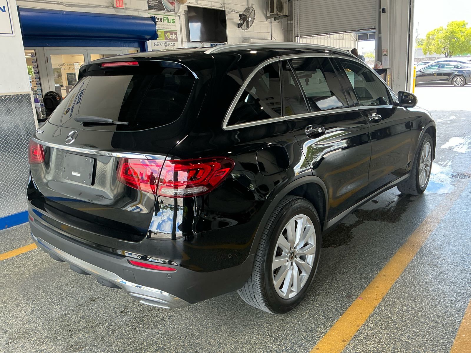 2020 Mercedes-Benz GLC   RWD