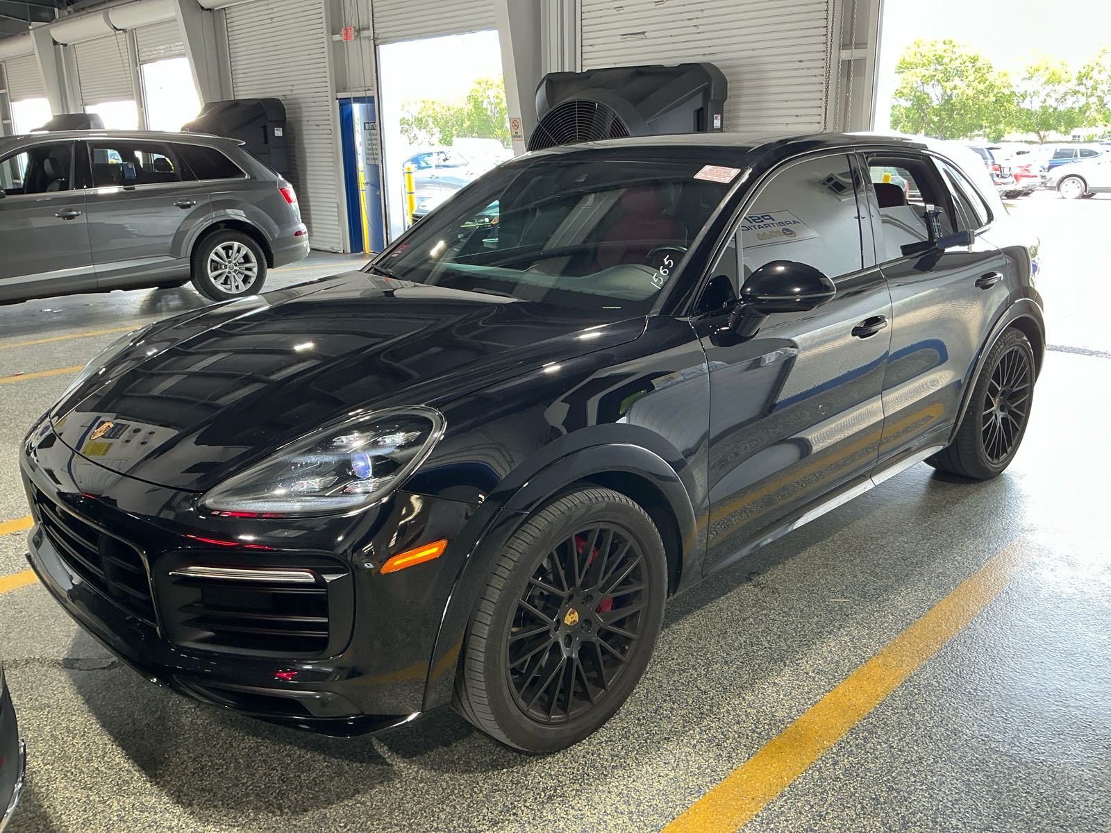 2021 Porsche cayenne  GTS AWD