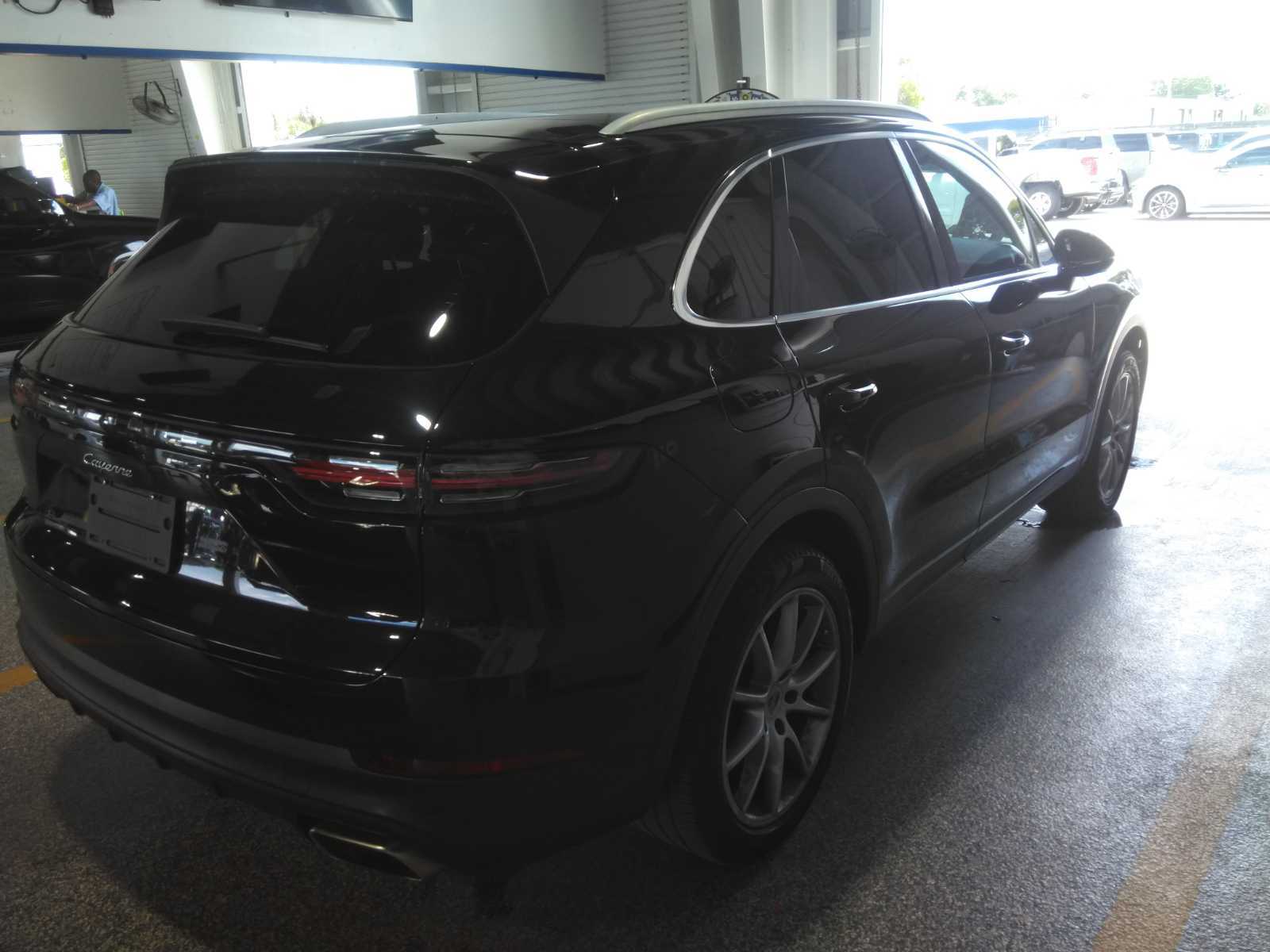 2019 Porsche cayenne   AWD