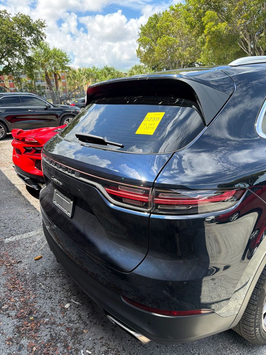 2019 Porsche cayenne   AWD