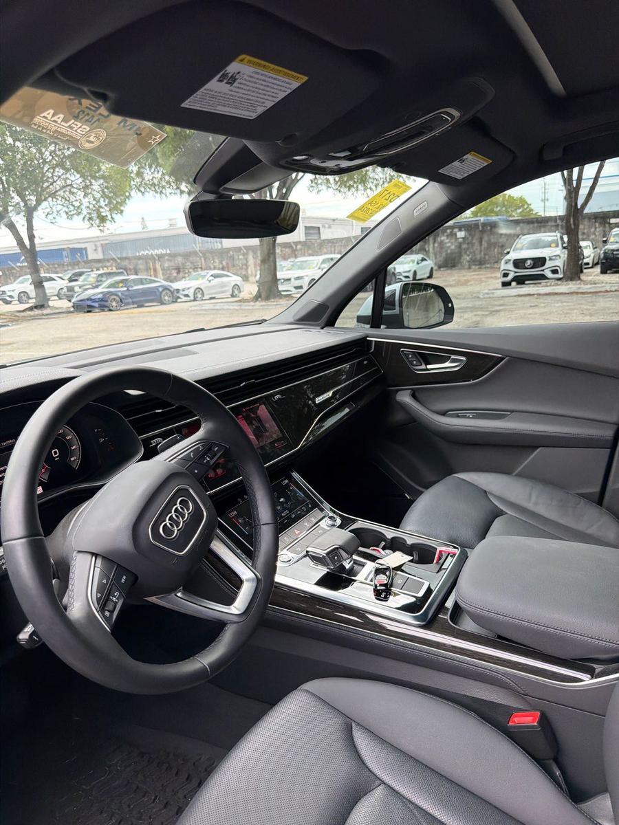 2024 Audi Q7   AWD