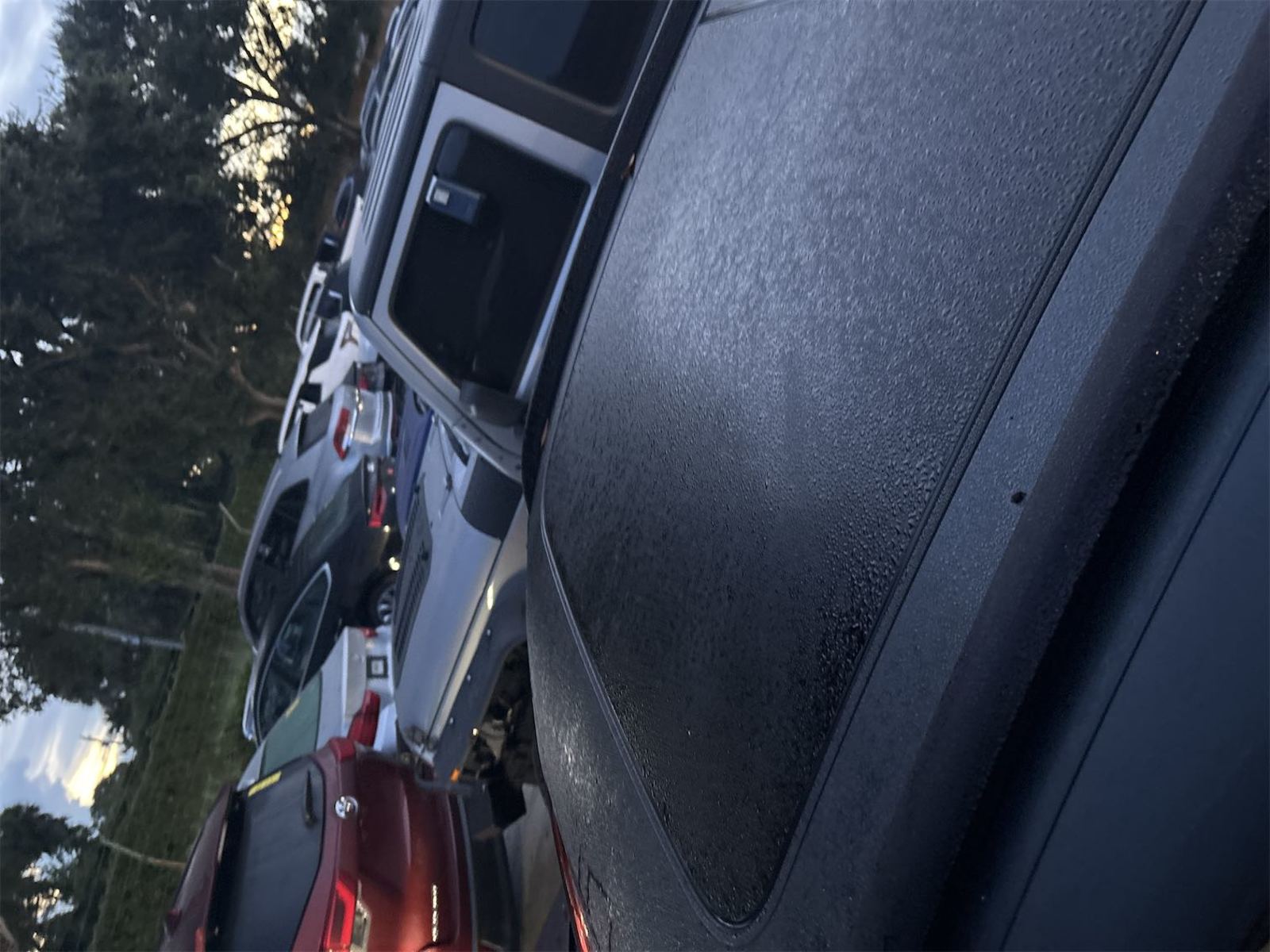 2019 Porsche macan   AWD