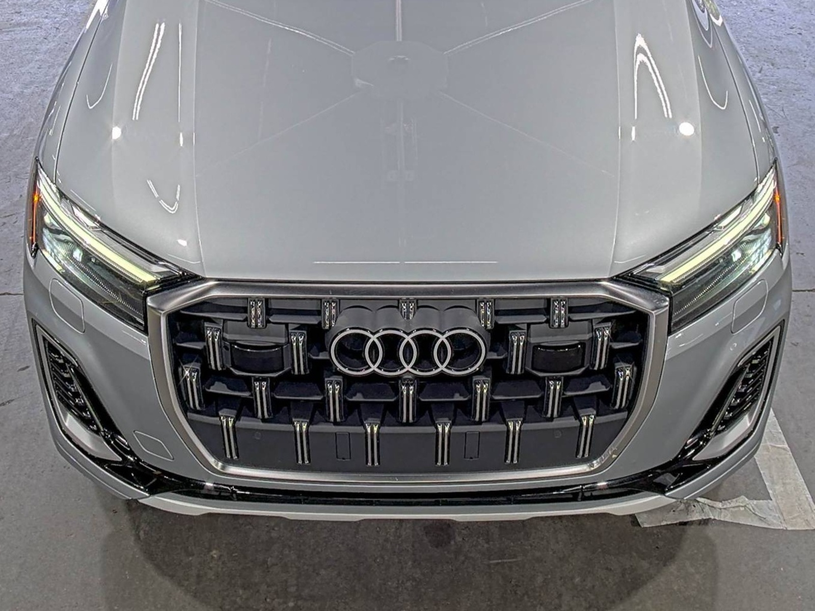 2025 Audi Q7   AWD