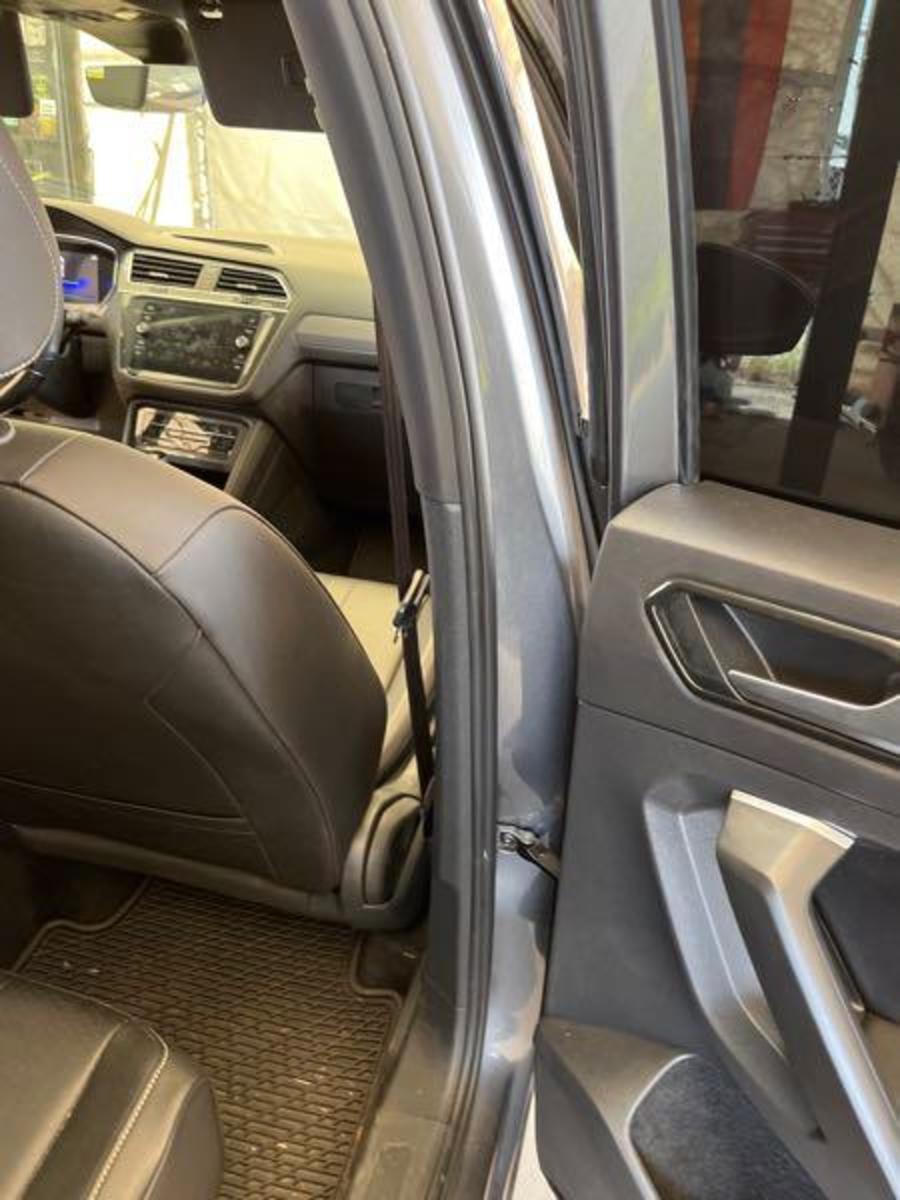 2022 Volkswagen Tiguan   FWD