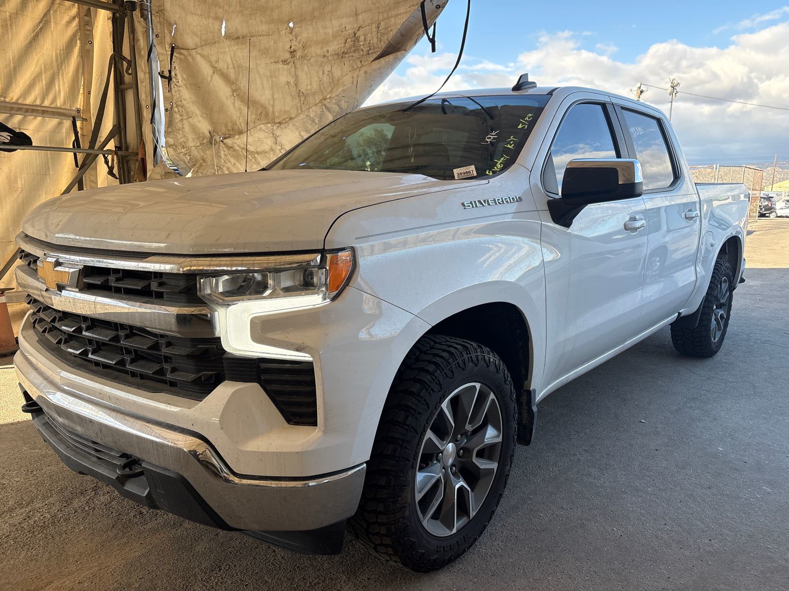 2023 Chevrolet Silverado 1500  LT AWD