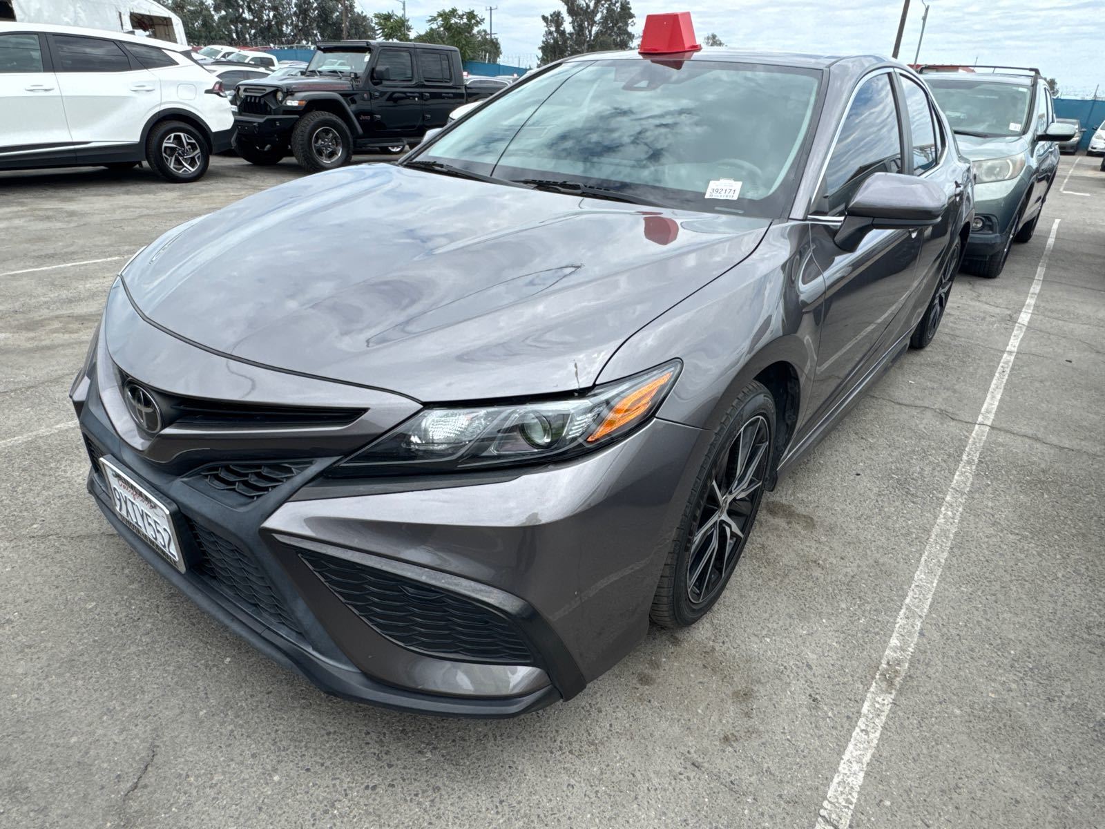 2021 Toyota Camry  SE FWD