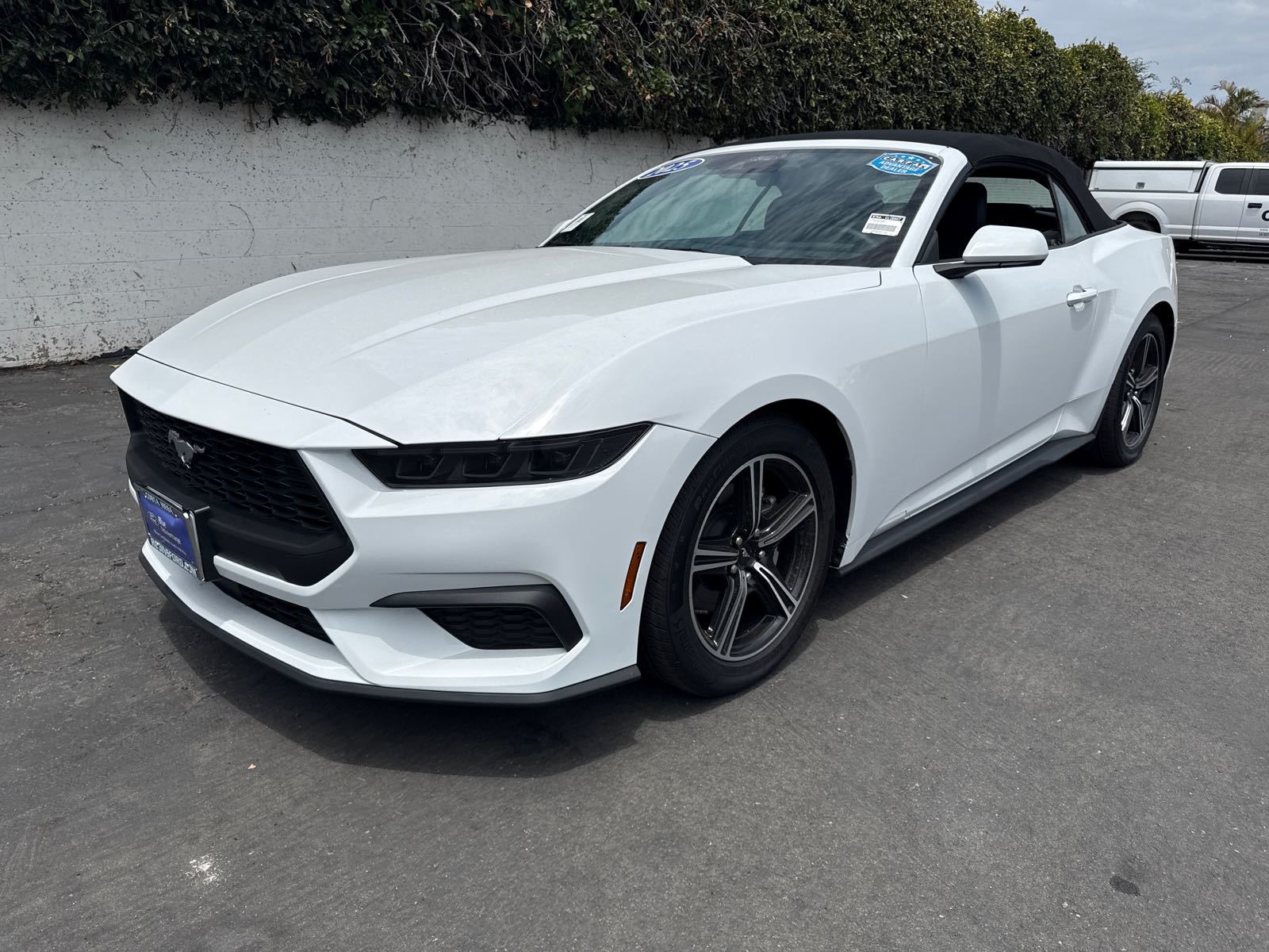 2025 Ford Mustang  ECOBOOST CON RWD