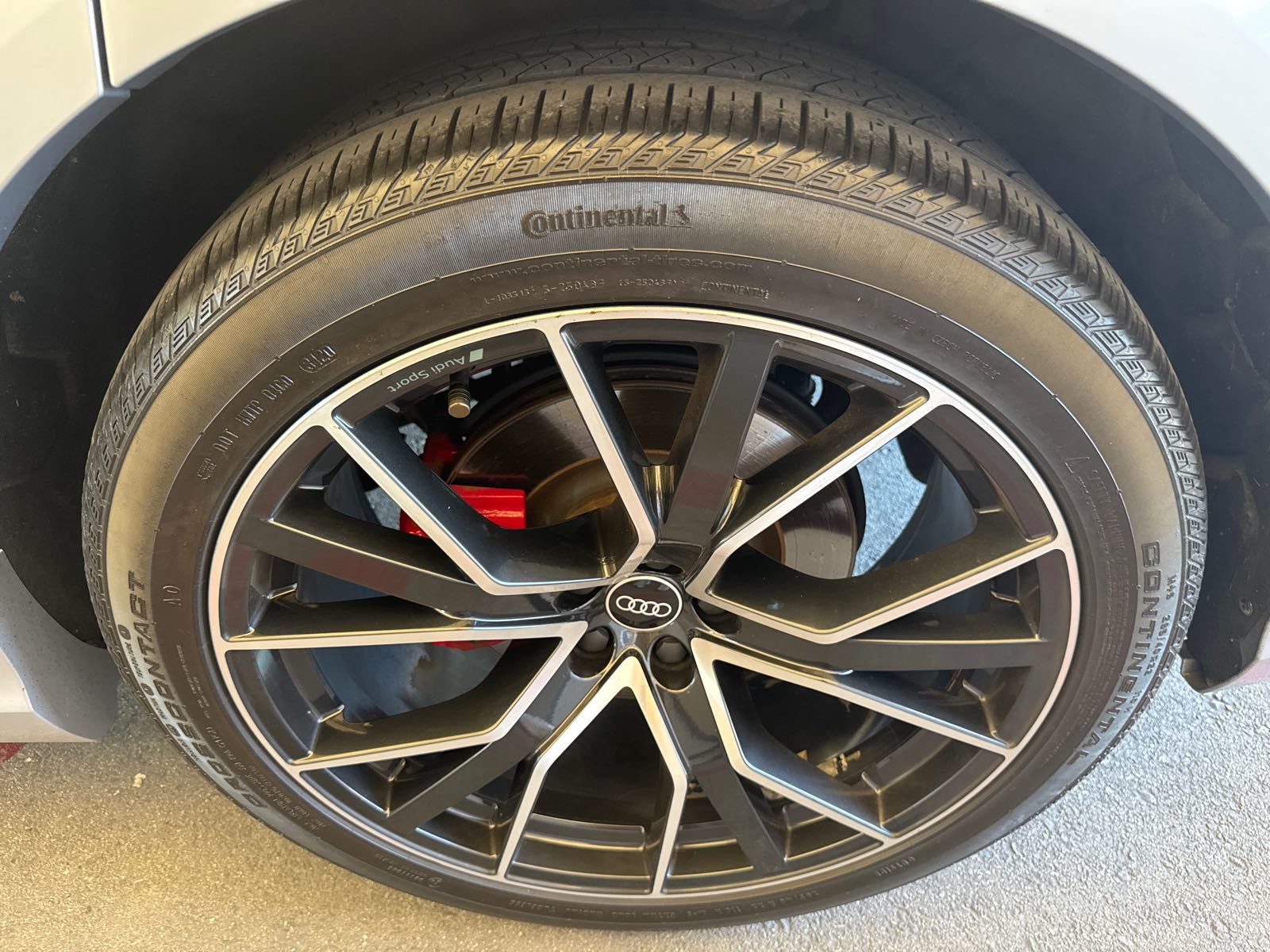 2021 Audi Q8  Prestige AWD