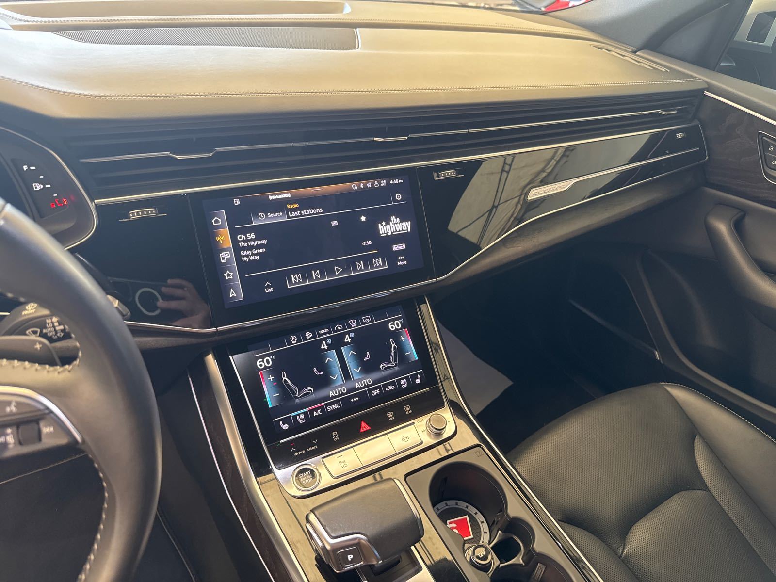 2021 Audi Q8  Prestige AWD