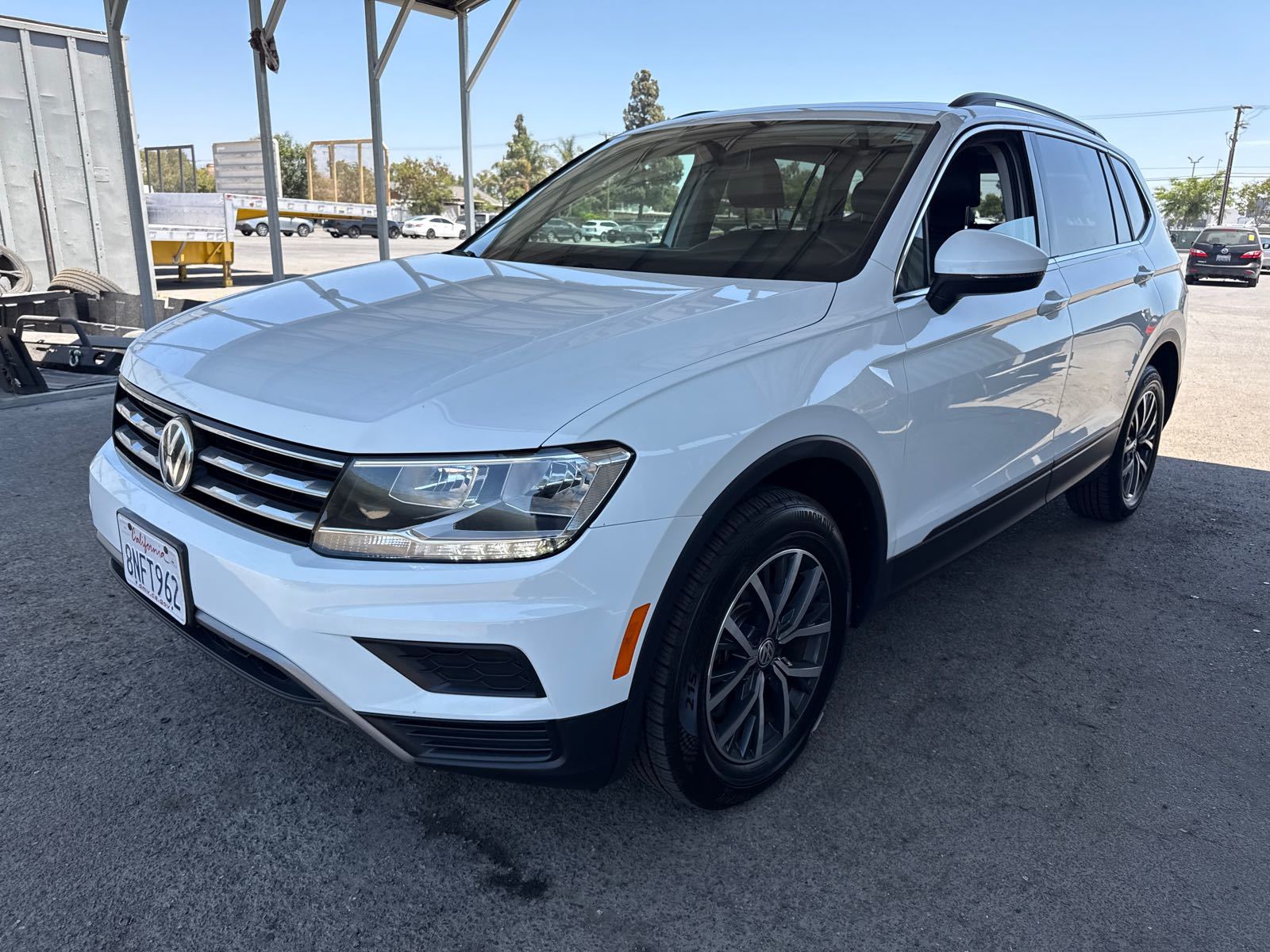 2019 Volkswagen Tiguan  SE FWD