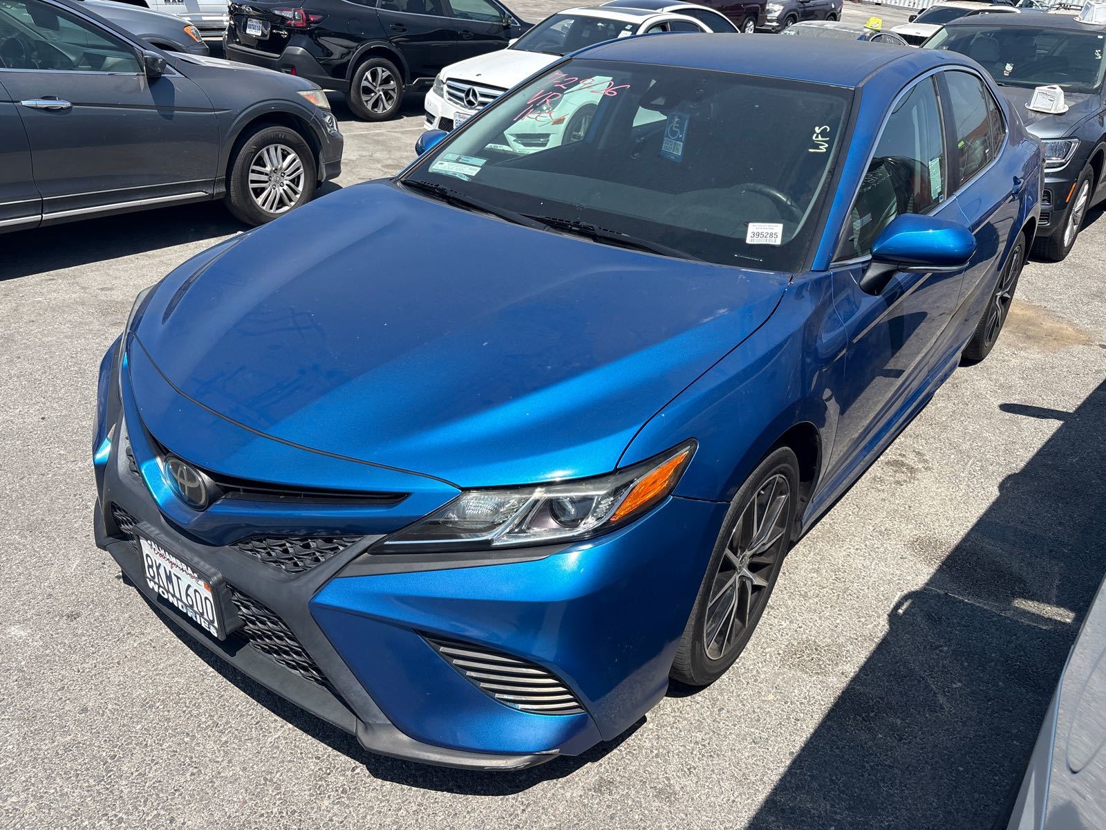 2019 Toyota Camry  SE FWD