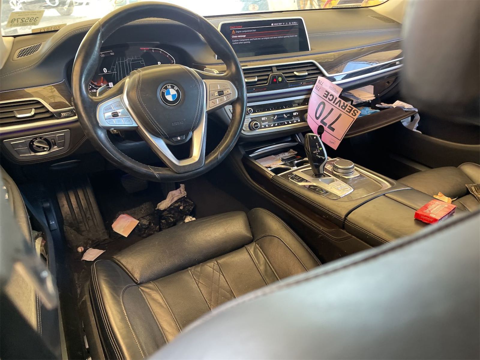 2022 BMW 7-Series  740i RWD