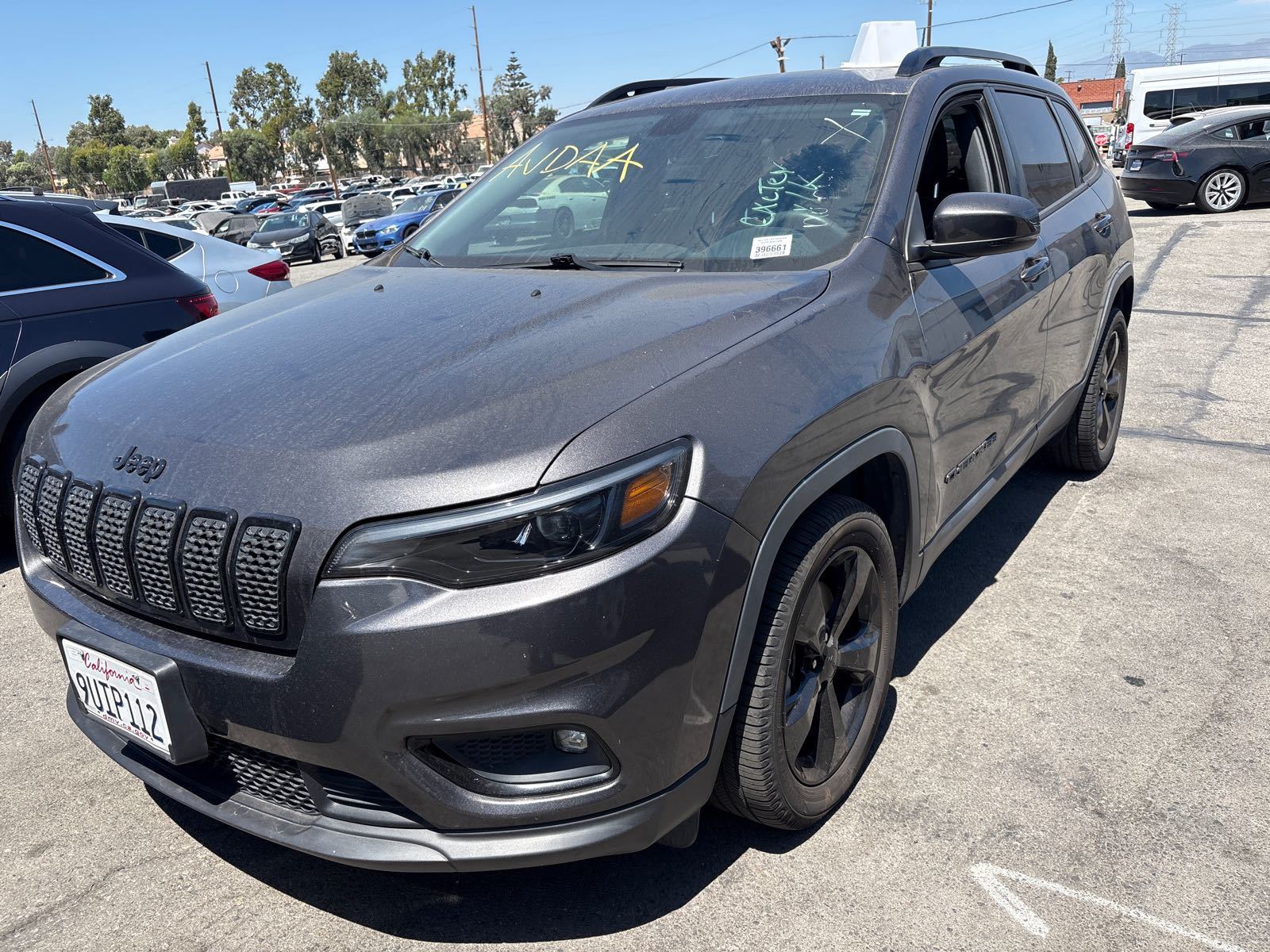 2019 Jeep Cherokee   FWD
