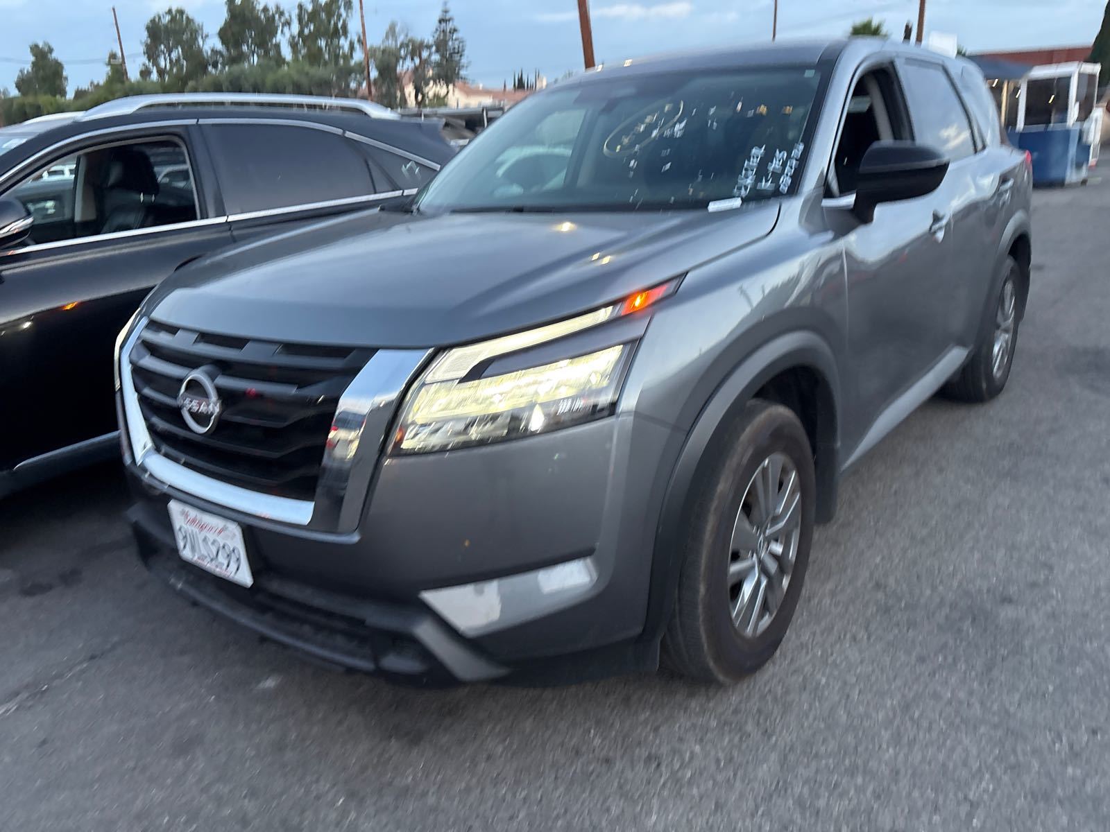 2025 Nissan Pathfinder S FWD