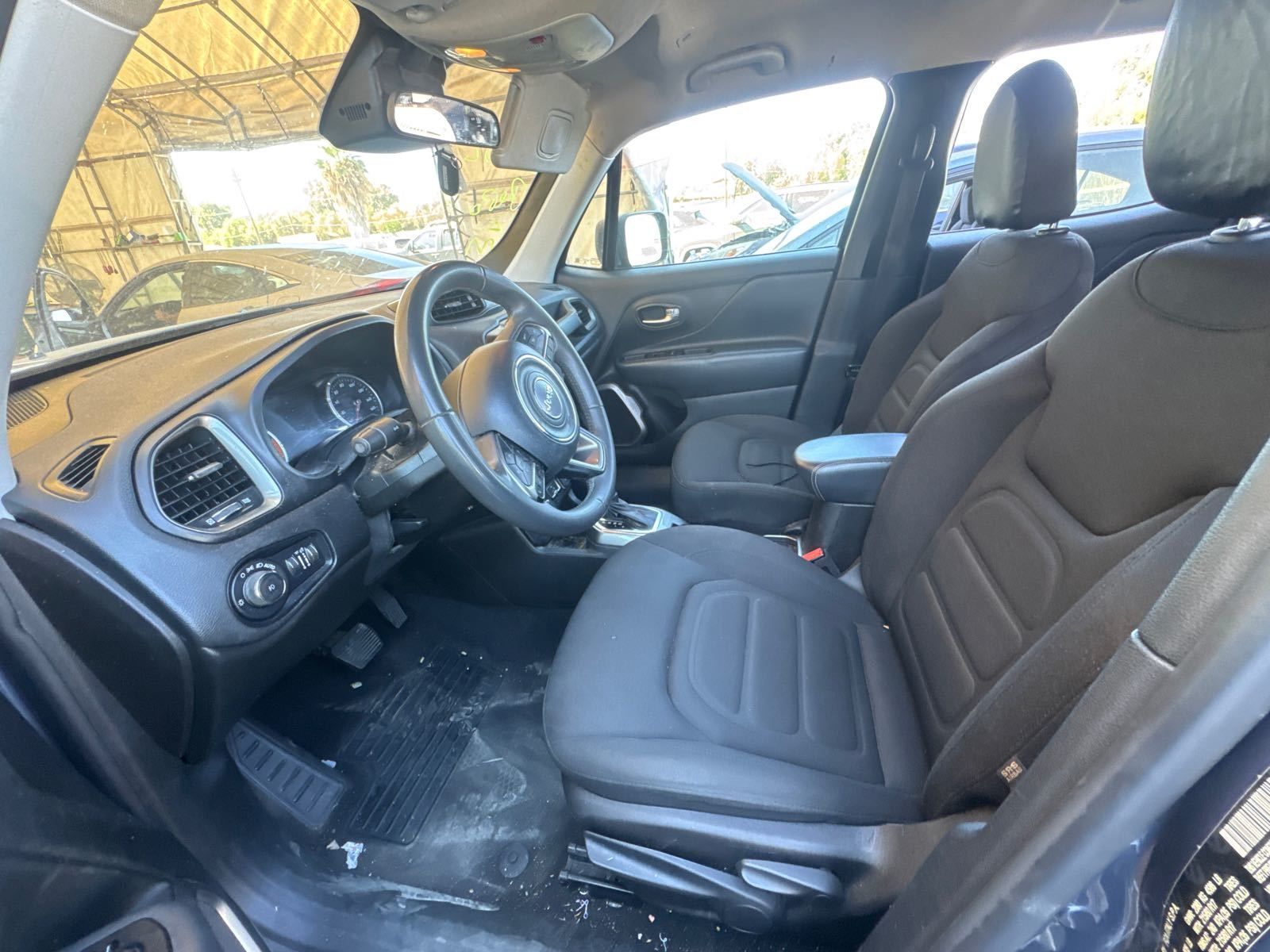 2022 Jeep Renegade  Latitude AWD