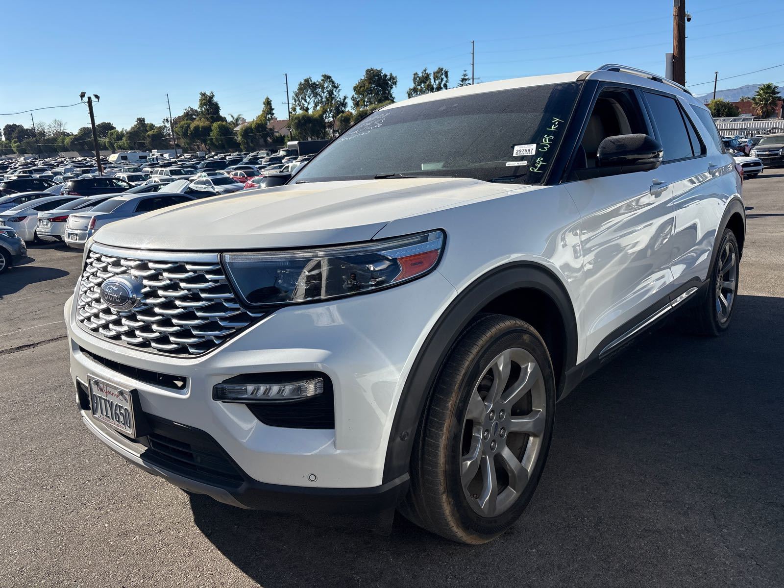 2020 Ford Explorer  Platinum AWD