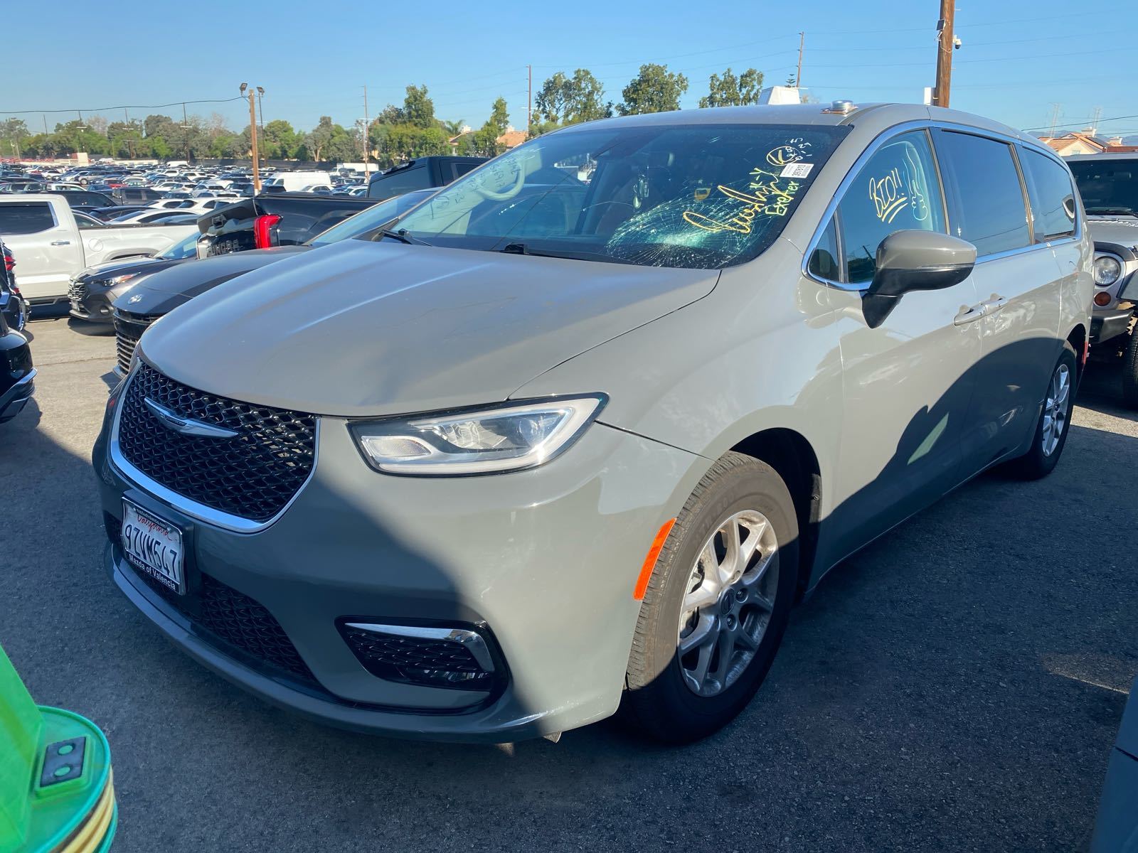 2023 Chrysler Pacifica  Touring L FWD