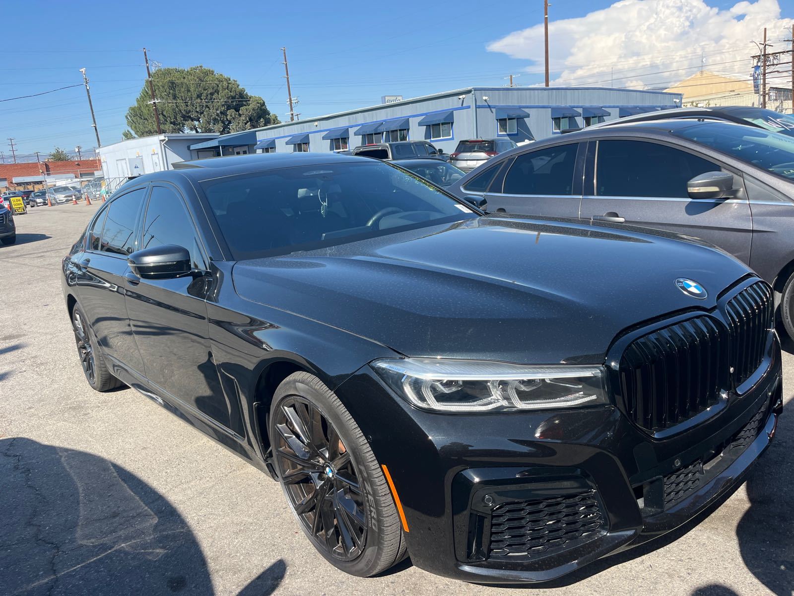 2021 BMW 7-Series  740i RWD