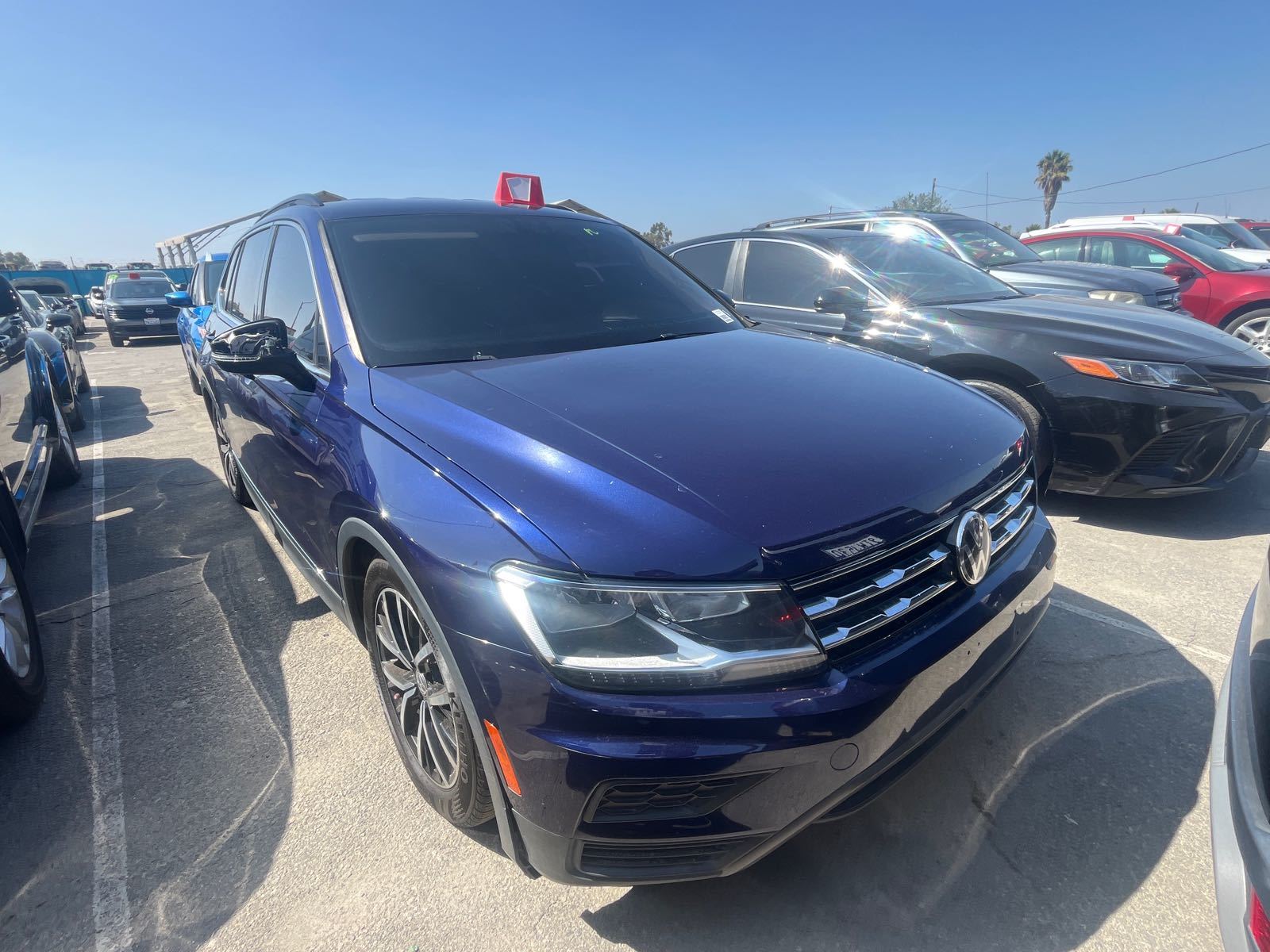 2021 Volkswagen Tiguan  SE FWD